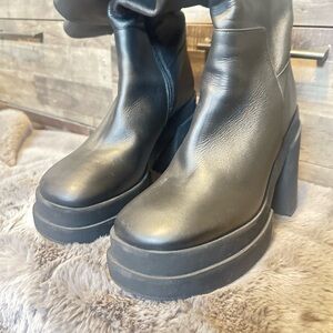 Paloma Barcelo Black Heeled Boots BRawND NEW!! No box